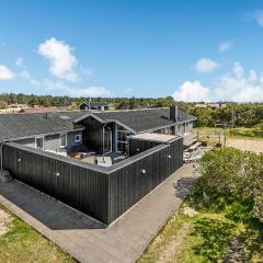 Beautiful Home In Ringkøbing With Sauna
