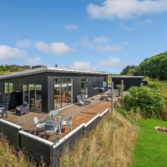 Gorgeous Home In Spttrup With House Sea View