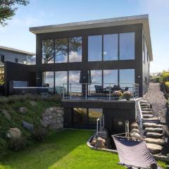 Amazing Home In Lgstrup With Wifi