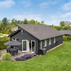 Awesome Home In Kirke Hyllinge With 2 Bedrooms And Wifi