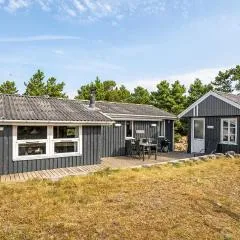Beautiful Home In Fanø With Kitchen