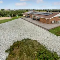 4 Bedroom Awesome Home In Ringkbing