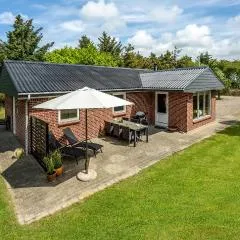 Cozy Home In Ringkbing With Wifi