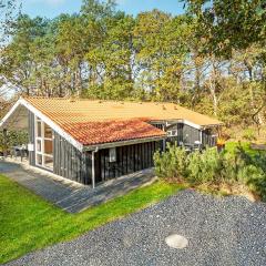 Stunning Home In Hadsund With Sauna, Wifi And 4 Bedrooms