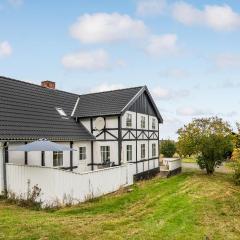 Amazing Home In Allinge With 6 Bedrooms And Wifi