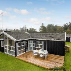 Beautiful Home In Hirtshals With Sauna