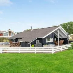 Lovely Home In Sjølund With House Sea View