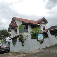 Villa Puncak Cemara - Hansel Group