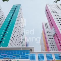 RedLiving Apartemen Green Pramuka - Family Group Tower Orchid