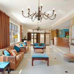 Oceanic 1 Bedroom with Stadium Views2 - Self-Catering Apartment