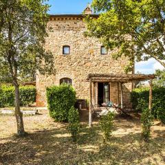 Cozy Home In Montaione With Kitchen