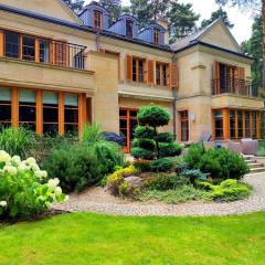 Stately Home in Magdalenka, nr Warsaw