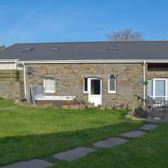 Glanmwrg Barn