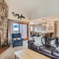 Park Place Peak 9 Condo: Ski In, Stroll To Shuttle