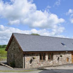 Y Dderwen At Brynglas Farm