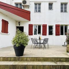 Appartement T2 centre ville, charme ancien, terrasse, Wi-Fi, animal toléré - FR-1-495-117