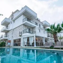 Urla 1867 Hotel