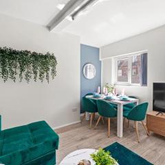 Sleek 3 bedroom in Sheffield - Sleeps 8