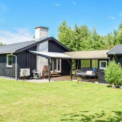 Beautiful Home In Gilleleje With 3 Bedrooms And Wifi