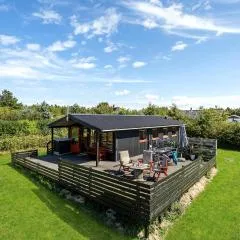Cozy Home In Skjern With Kitchen
