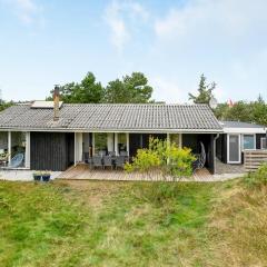 Nice Home In Nrre Nebel With 4 Bedrooms, Sauna And Wifi