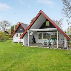 Three-Bedroom Holiday Home In Sydals