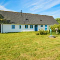 Awesome Home In Gram With Kitchen