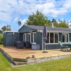 2 Bedroom Lovely Home In Hadsund