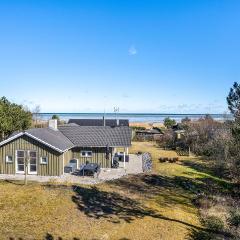Gorgeous Home In Hadsund With Sauna