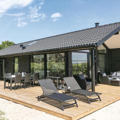 Three-Bedroom Holiday Home In Nexo