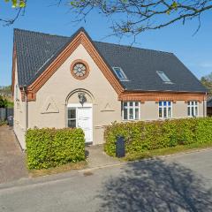 Awesome Home In Struer With Wifi And 6 Bedrooms