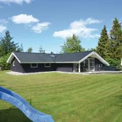 4 Bedroom Nice Home In Idestrup