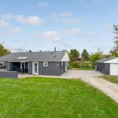 Holiday Home Illeris Xi