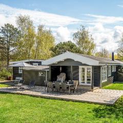 Stunning Home In Kalundborg With 4 Bedrooms And Wifi