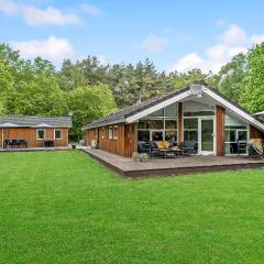 Awesome Home In Hadsund With Sauna, Wifi And 4 Bedrooms