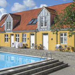 Cozy Apartment In Gudhjem With Wifi