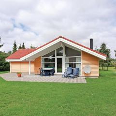 Beautiful Home In Sklskr With 4 Bedrooms, Sauna And Wifi