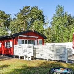 Lovely Home In Aakirkeby With Wifi
