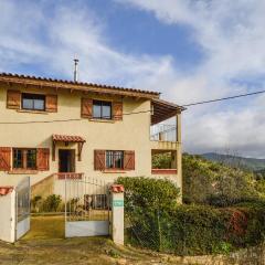 Cozy Apartment In Porticcio With Wifi