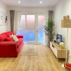 Lovely New apartment 20 minutes from Barcelona center.