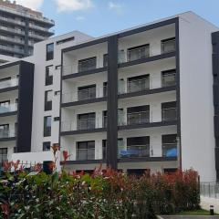 Charming Apartment Monte Residence on top Floor.