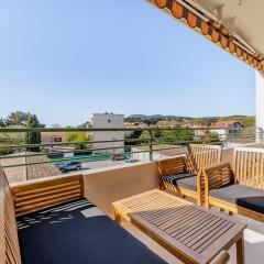 Appartement vue mer, 3 chambres, climatisation, WiFi, plage à pied