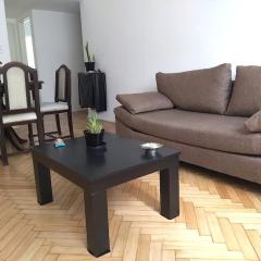 Departamento muy luminoso en el centro para 3 personas