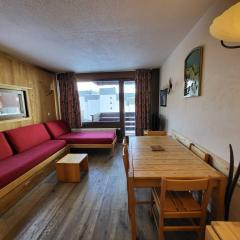 Appartement 2 pièces avec balcon exposé sud, WiFi gratuit, proche des pistes à Tignes - FR-1-449-23