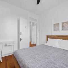 Bloomfield/Shadyside @J Bright and Cozy Private Bedroom with Shared Bathroom