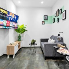 Lively new apt with Bomb Shelter beside the beach M5