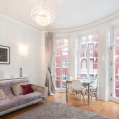 Elegant Bright Central London Flat - sleeps 5