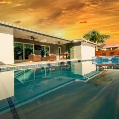 Miami Family Home 5BR Heated Pool & Jacuzzi L45