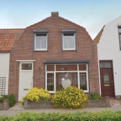 Nice Home In Breskens With Wifi