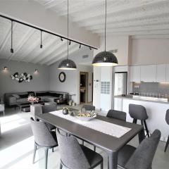 The Victoria-City Apartment